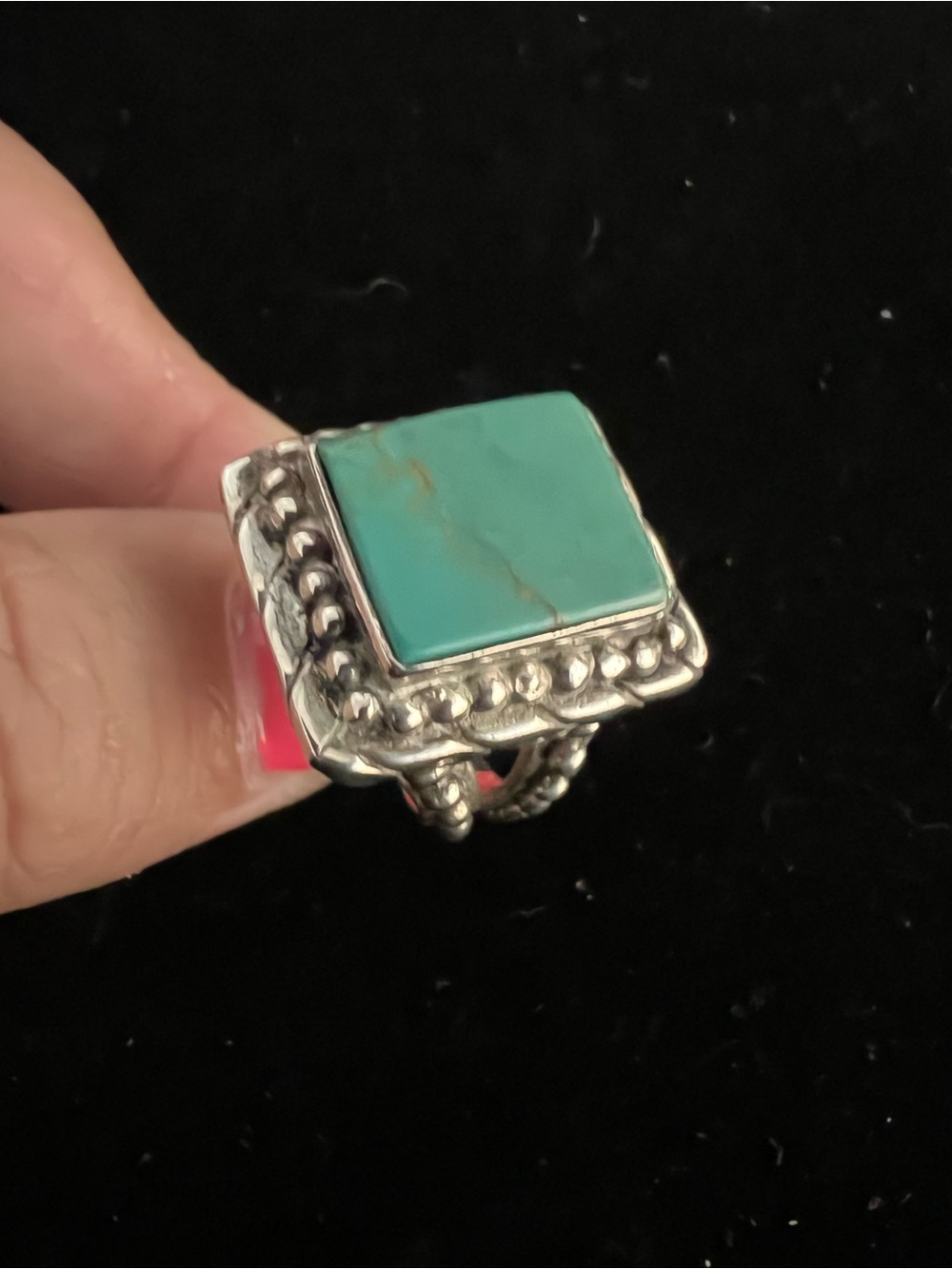 925 STERLING SILVER VINTAGE SIGNED TURQUOISE RING. THICK AND CHUNKY